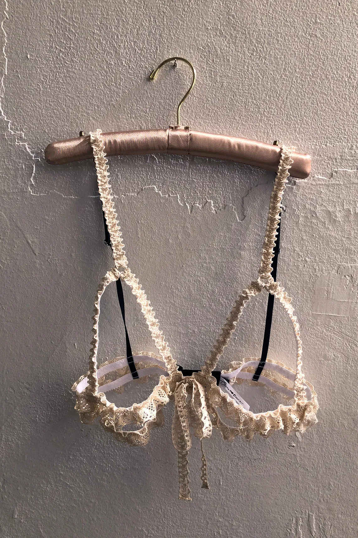 Adorella Cage Bra in Vintage Crochet Lace