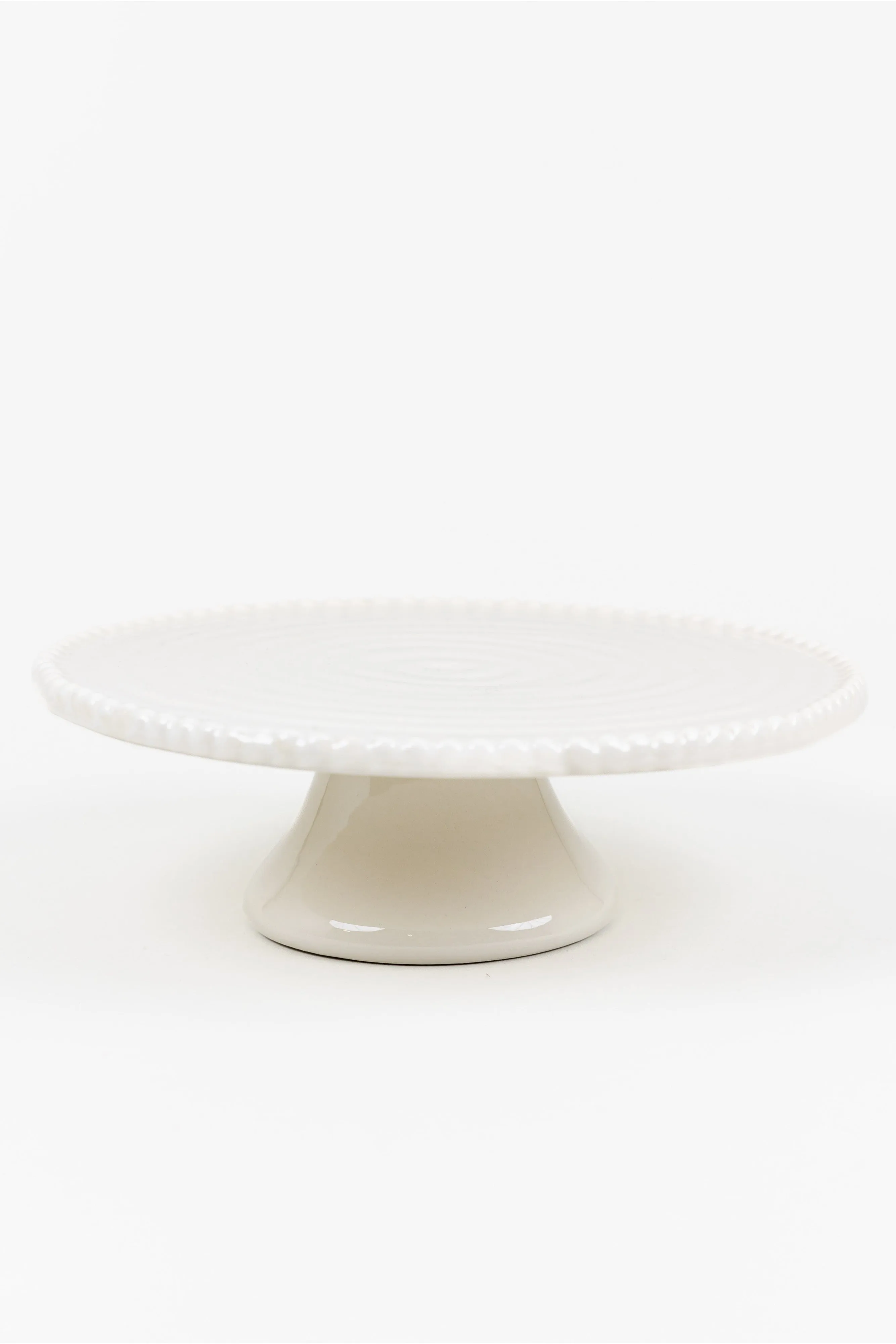 Beaded Edge Cake Stand