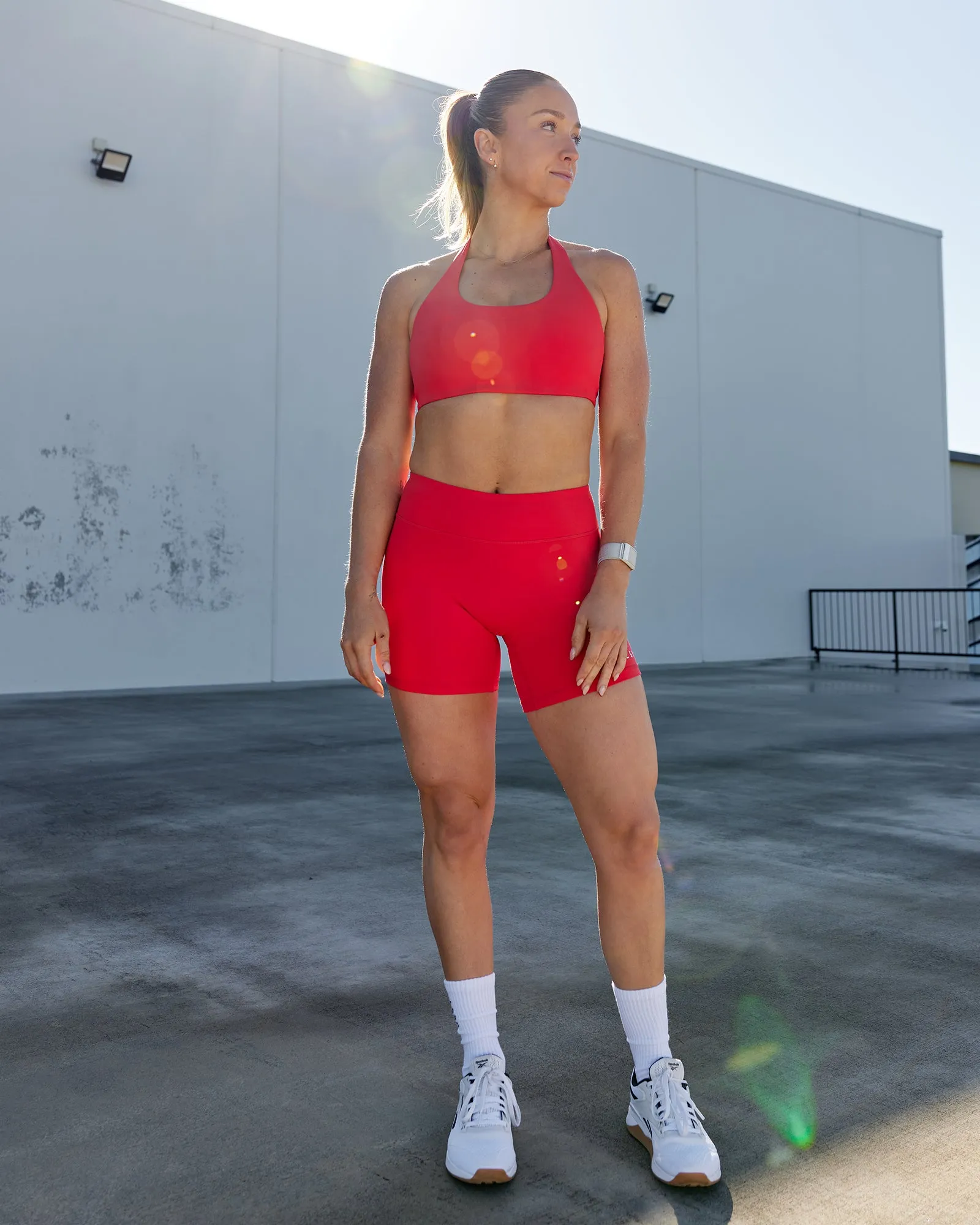 Challenger Sports Bra - Scarlet