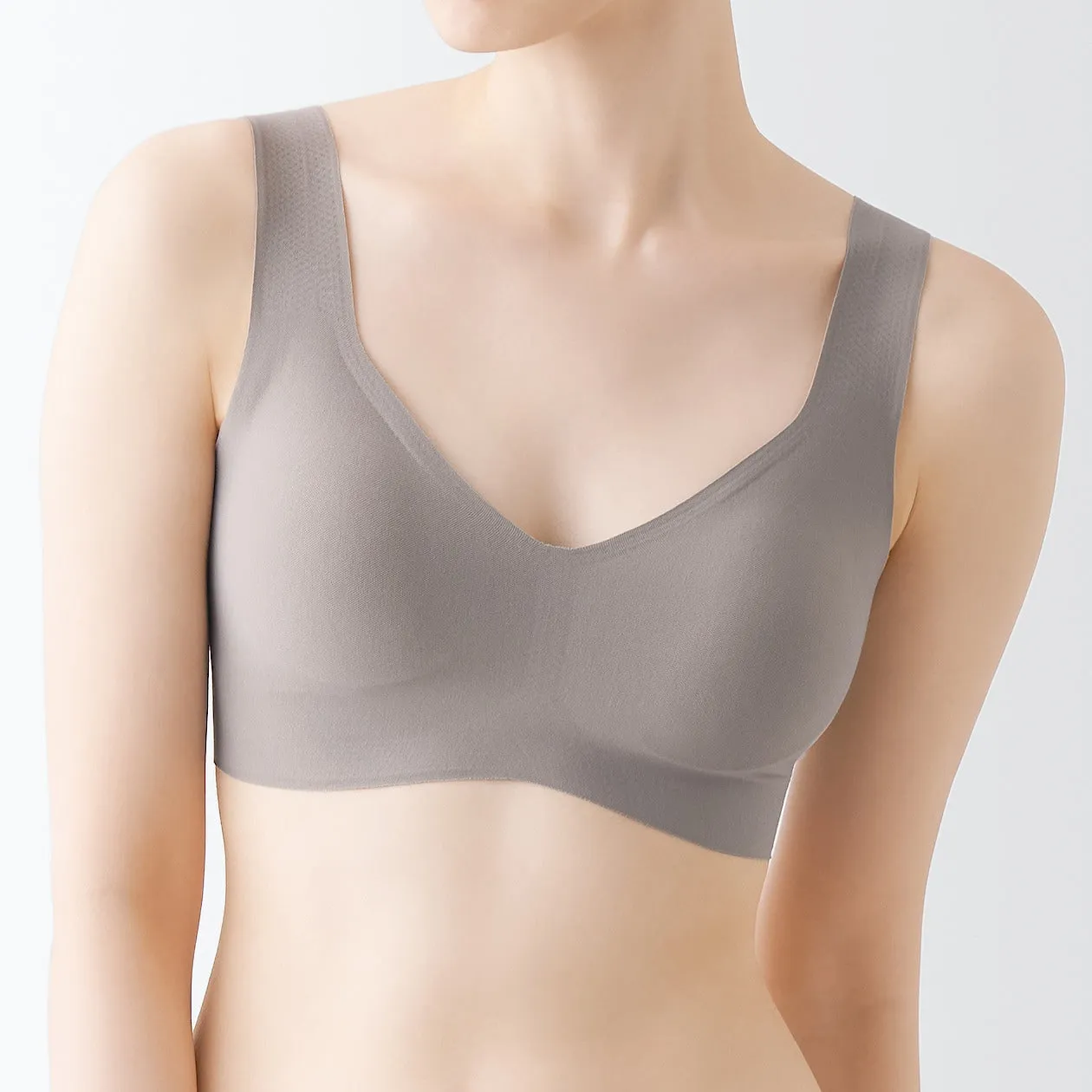 Complete Seamless Bra