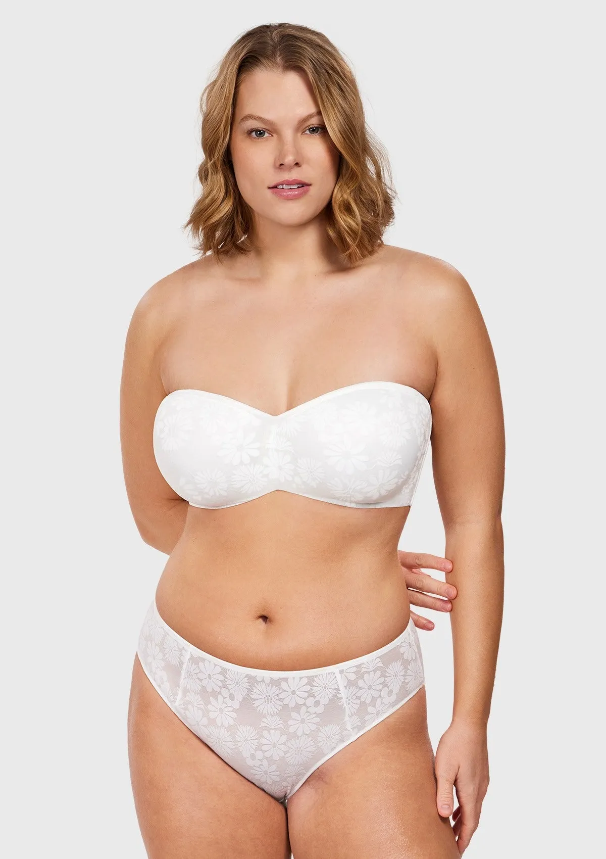 Daisy Lace Non-padded Strapless Minimizer Underwire Bra