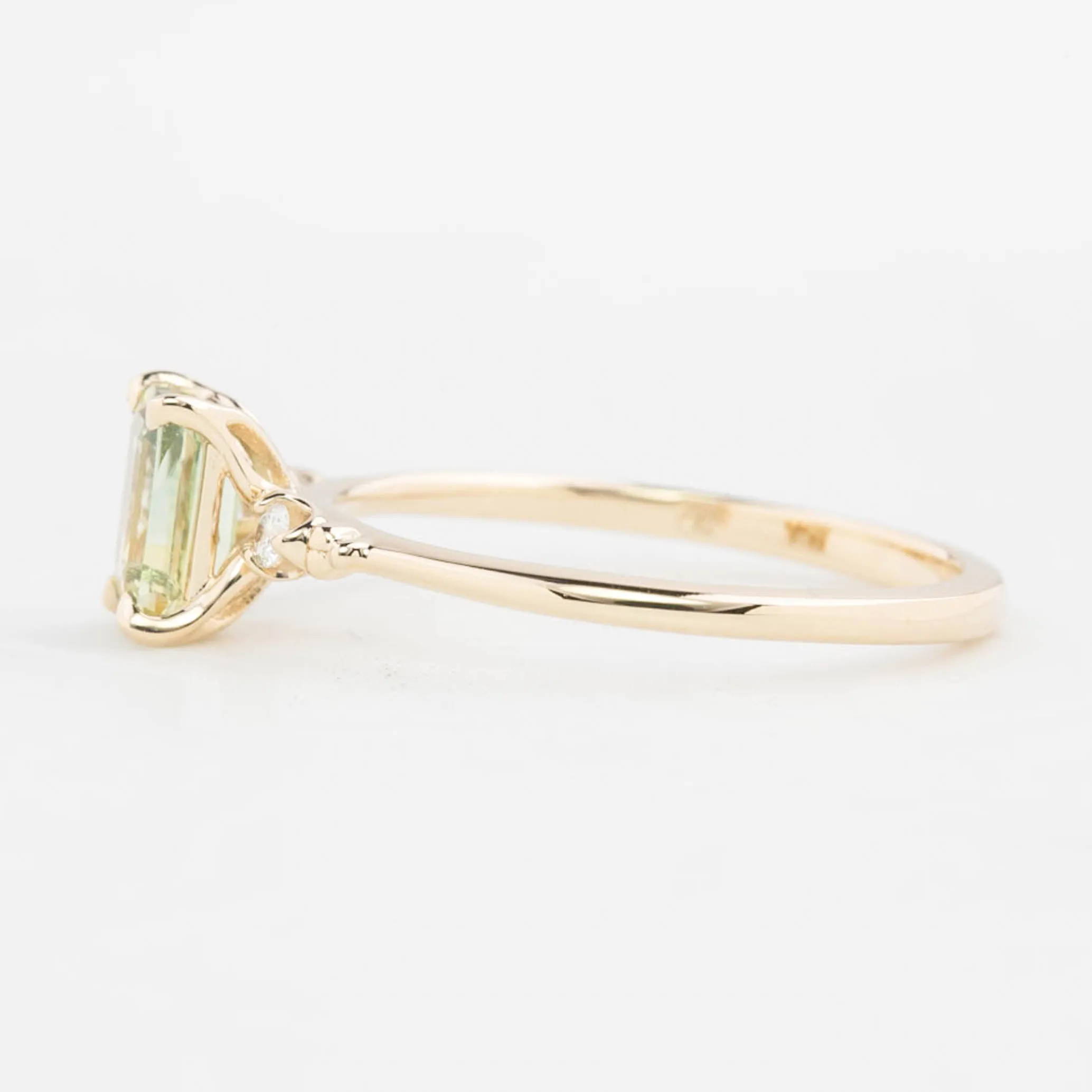 Estel Setting (Emerald cut, Radiant cut)