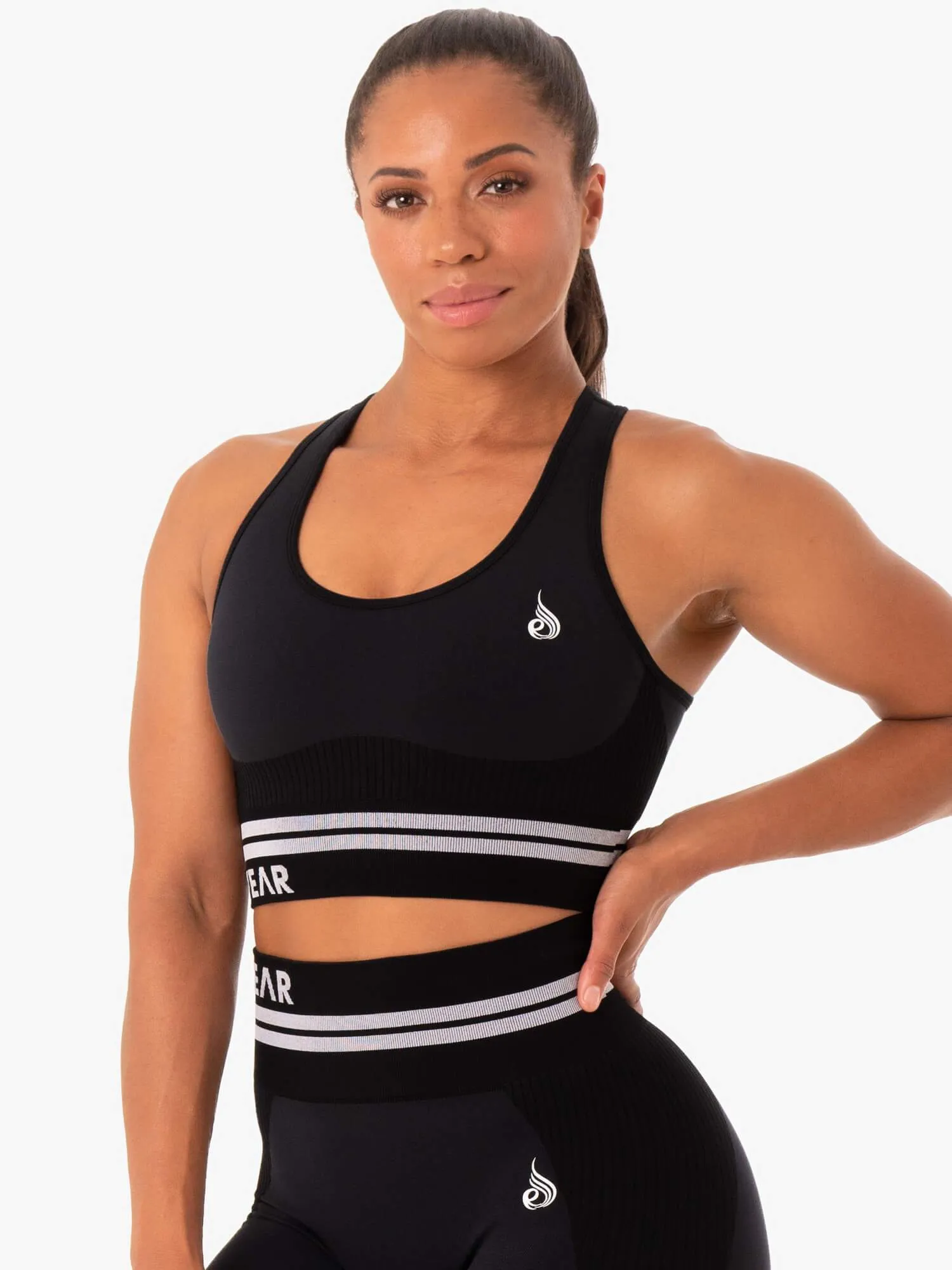 Freestyle Seamless Longline Sports Bra - Black