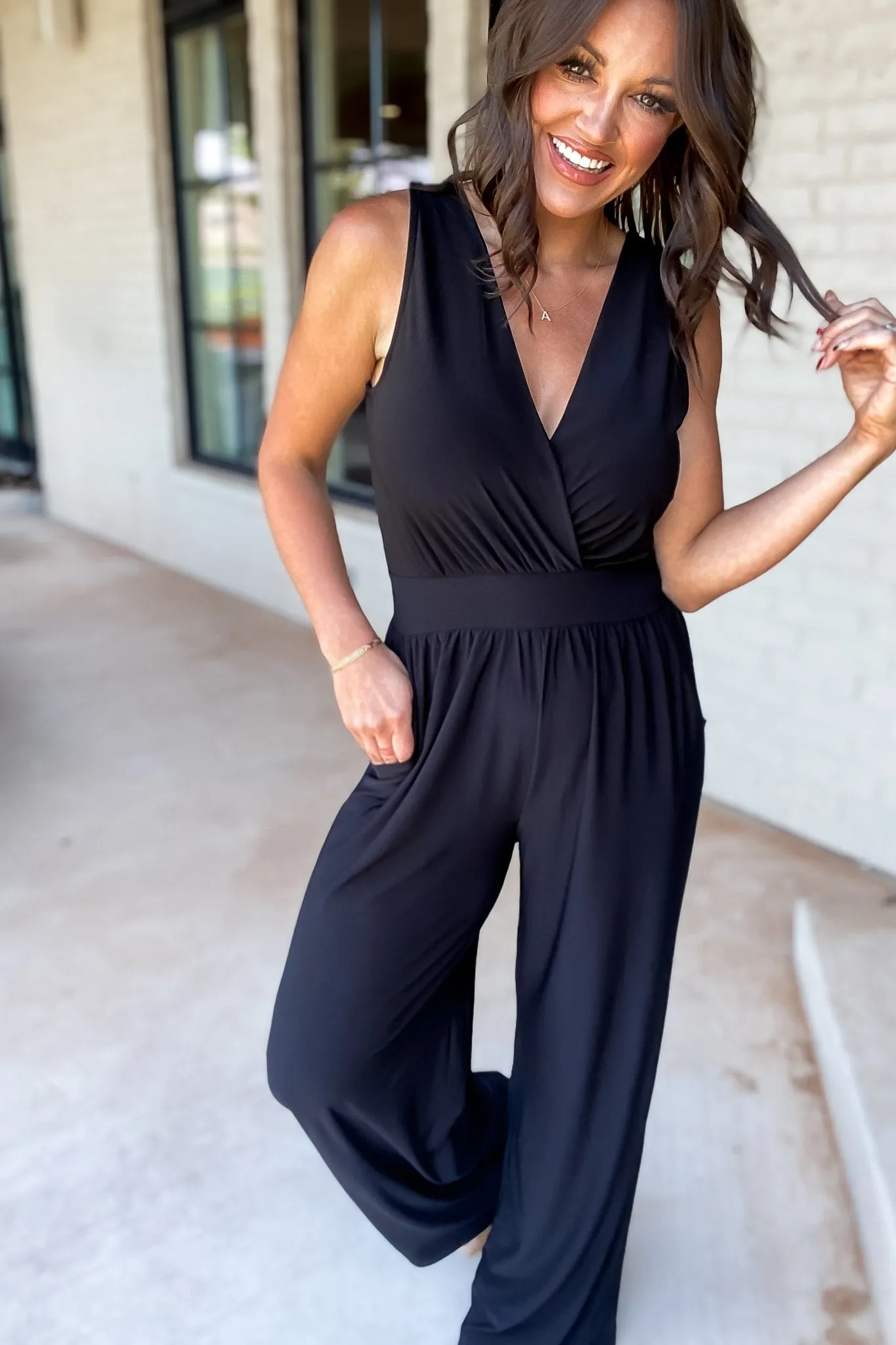 Gilli V-Neck Jumpsuit