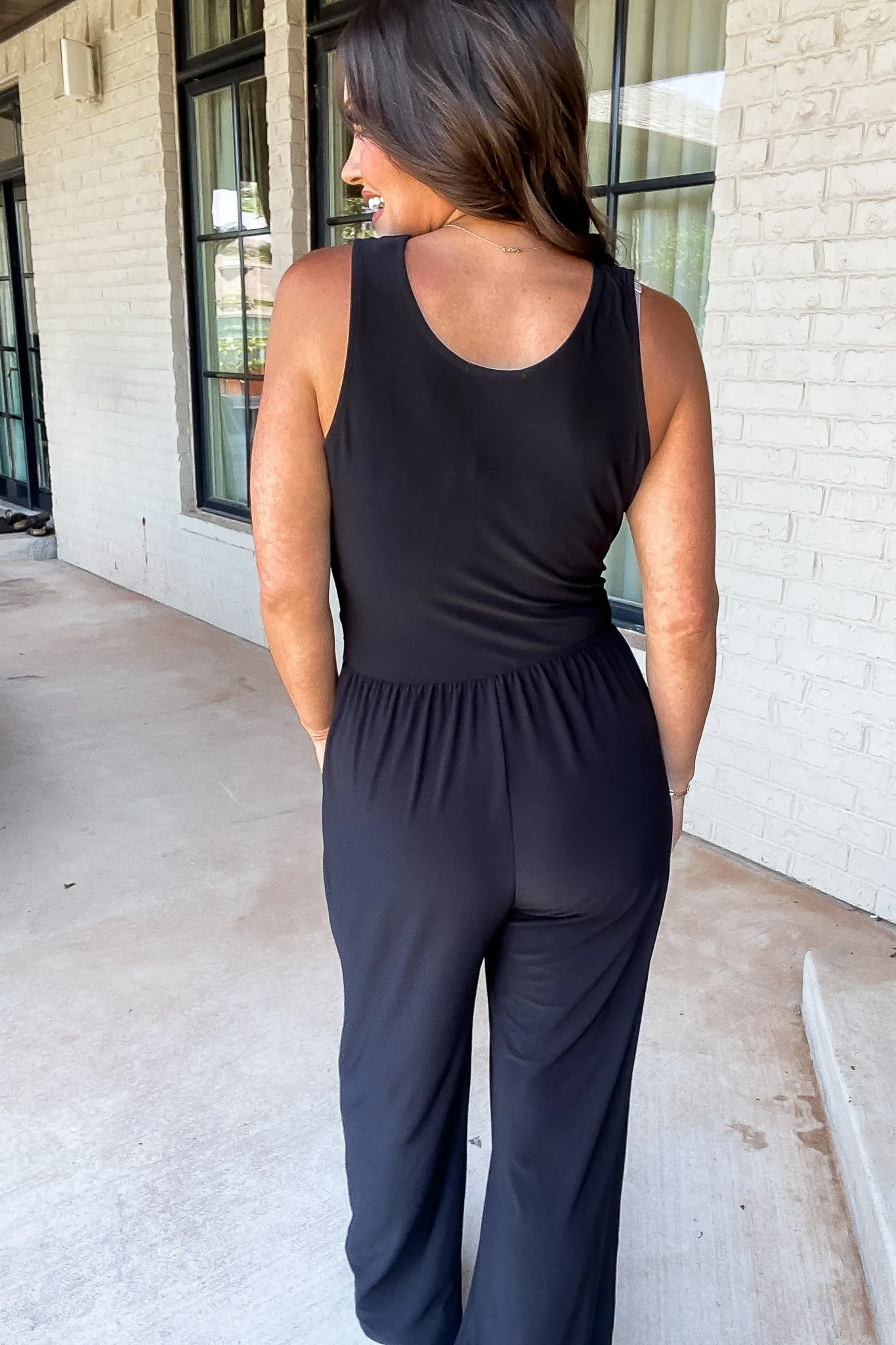 Gilli V-Neck Jumpsuit