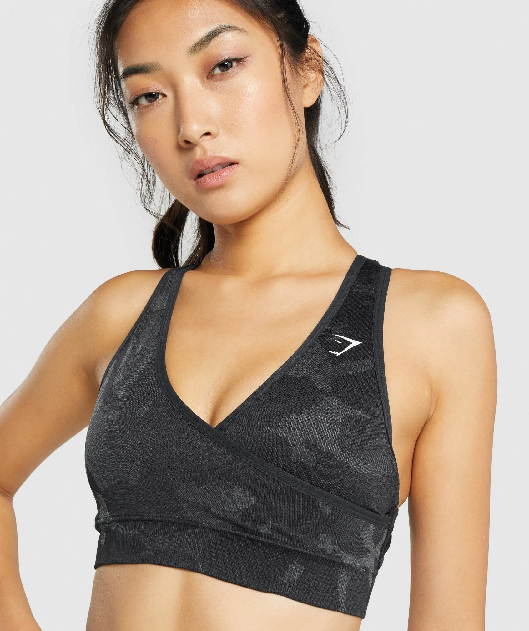 Gymshark Adapt Camo Seamless Sports Bra - Savanna | Black