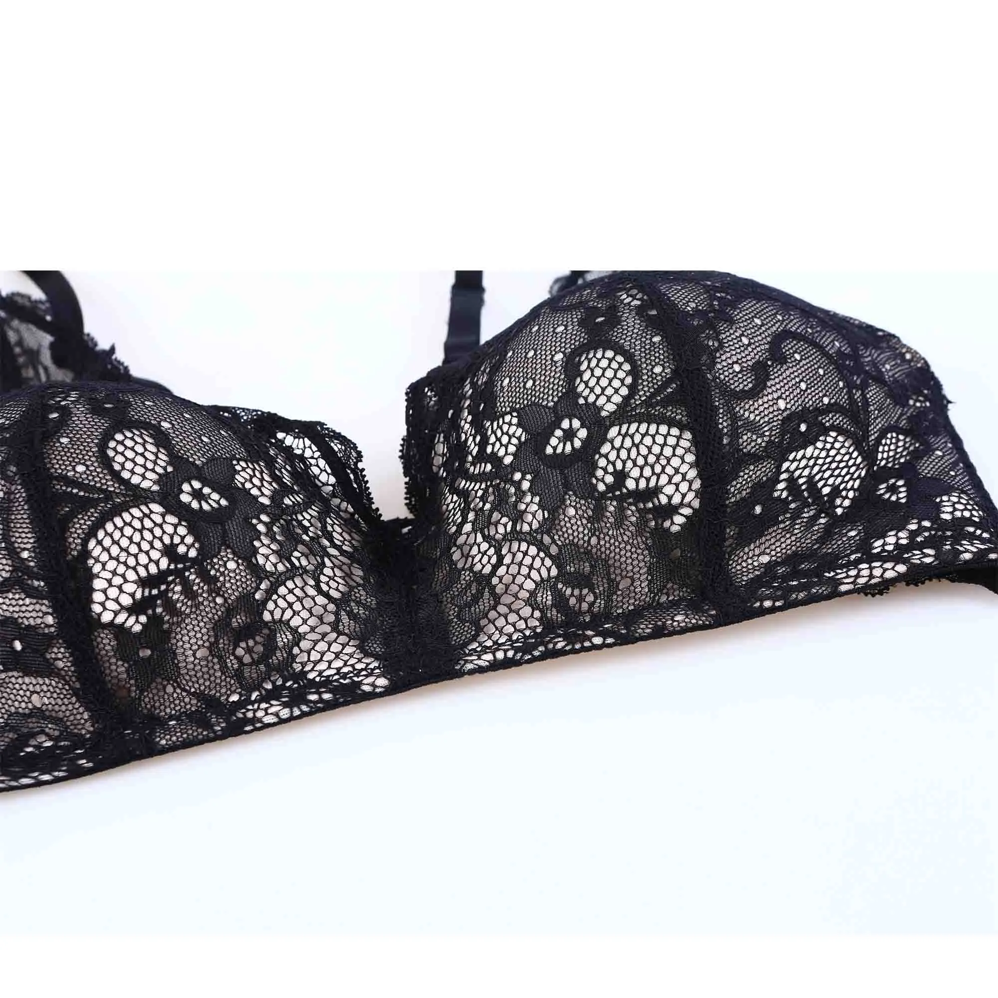 LISA Plus Sexy Recycled Lace Wireless Black Bra