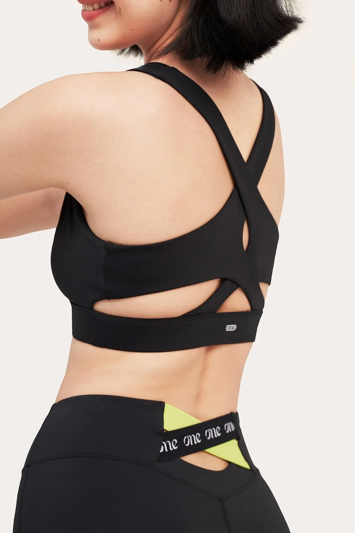 Racer Twist Bra