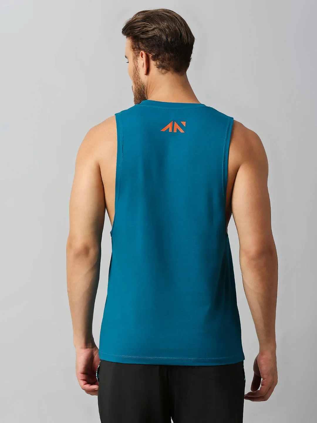 Thrive Deepcut Vest